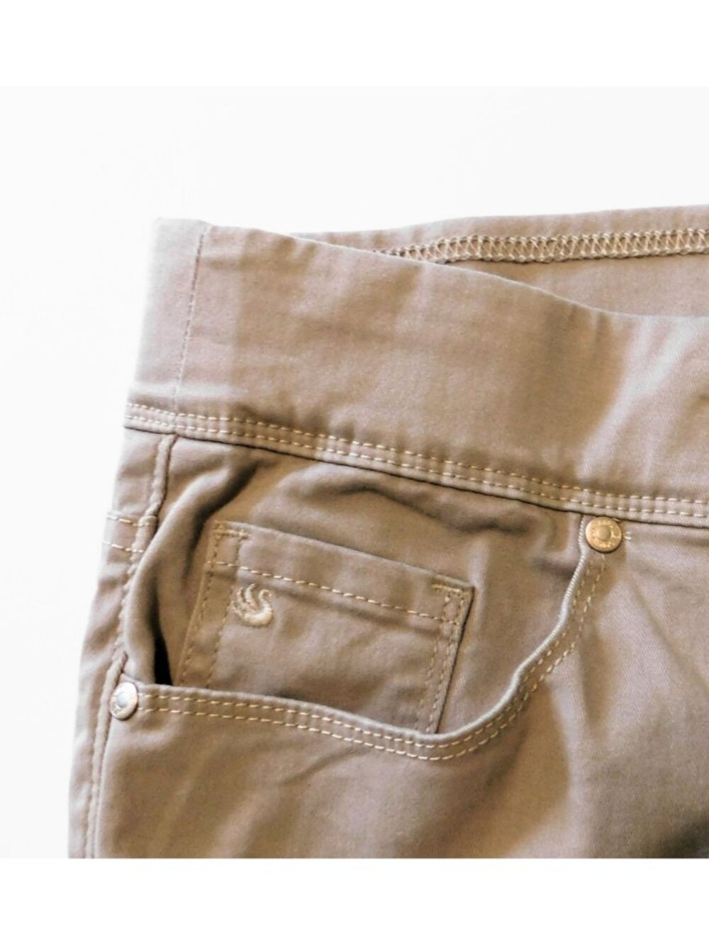 Gloria Vanderbilt Slim Fit Jeans Size 16 Beige Slimming Effect Waistband - Picture 4 of 8